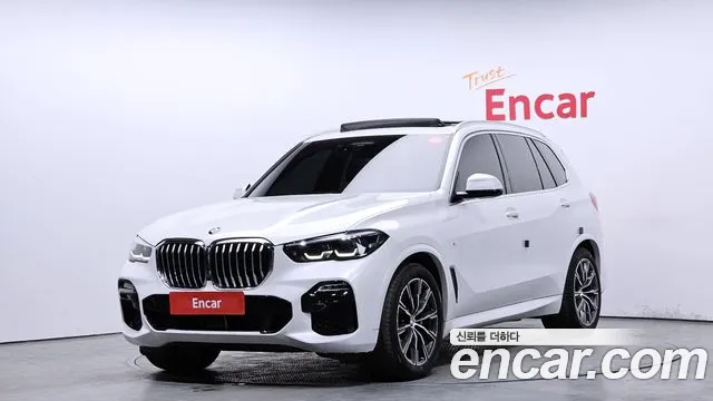 BMW X5 2021 — фото 1