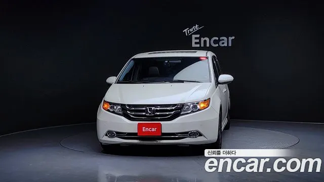 Honda Odyssey 2016 — фото 3