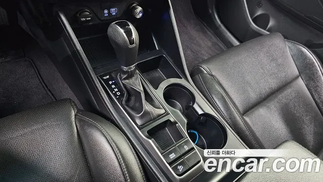 Hyundai Tucson 2018 — фото 8