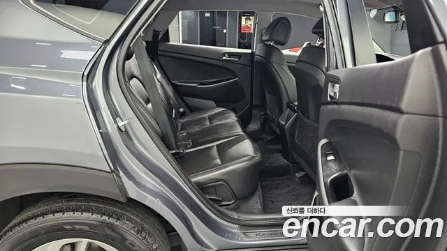 Hyundai Tucson 2018 — фото 11