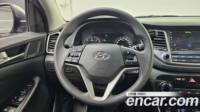 Hyundai Tucson 2018 — фото 12