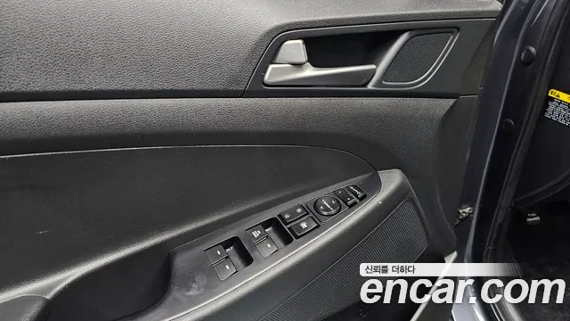 Hyundai Tucson 2018 — фото 16