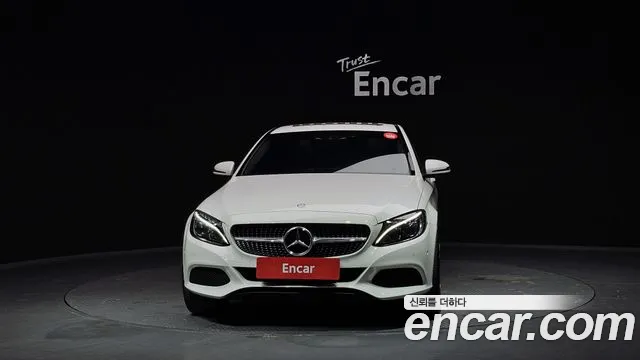 Mercedes-Benz C-Class 2017 — фото 3