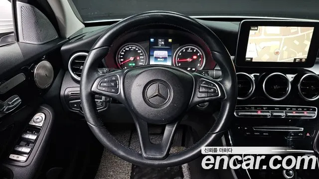 Mercedes-Benz C-Class 2017 — фото 12