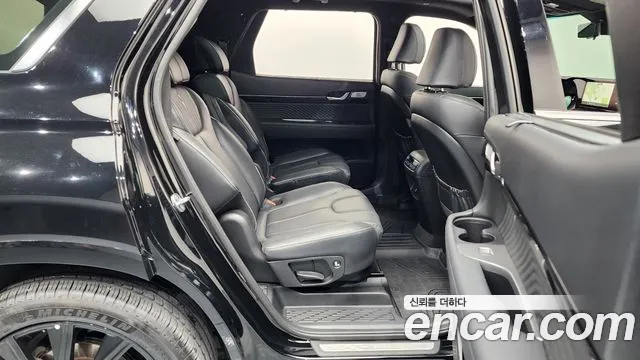 Hyundai Palisade 2023 — фото 12
