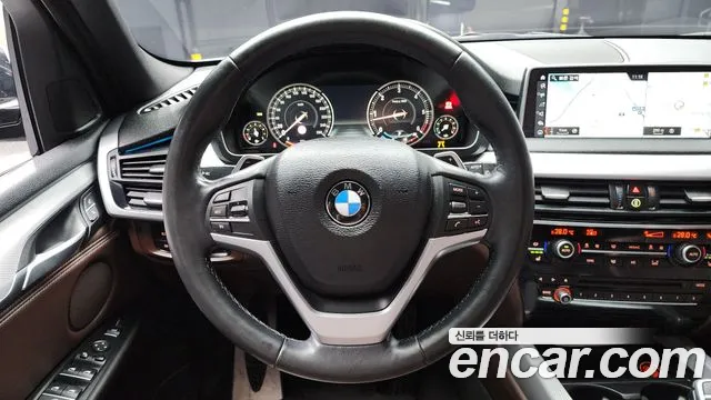 BMW X5 2018 — фото 13