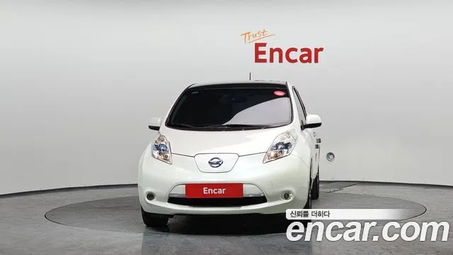 Nissan Leaf 2016 — фото 3