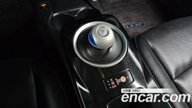 Nissan Leaf 2016 — фото 9