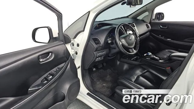 Nissan Leaf 2016 — фото 11