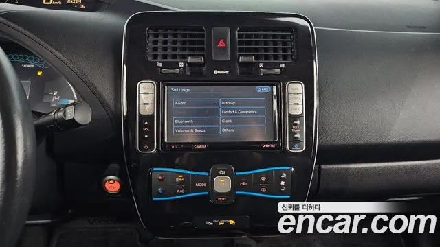 Nissan Leaf 2016 — фото 14