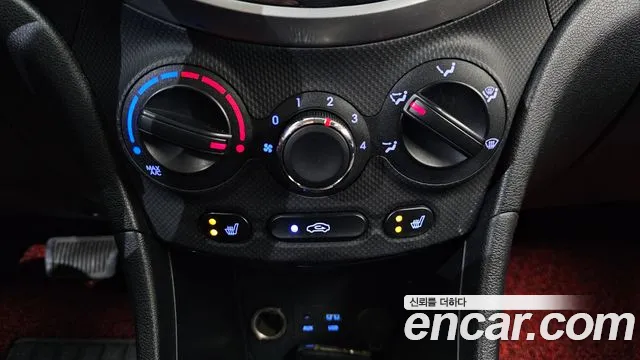 Hyundai Accent 2014 — фото 18