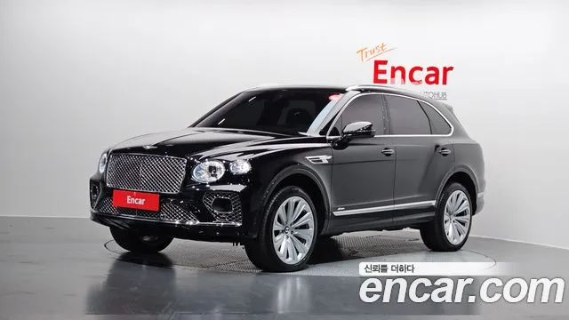 Bentley Bentayga 2023 — фото 1