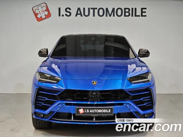 Lamborghini Urus 2021 — фото 1