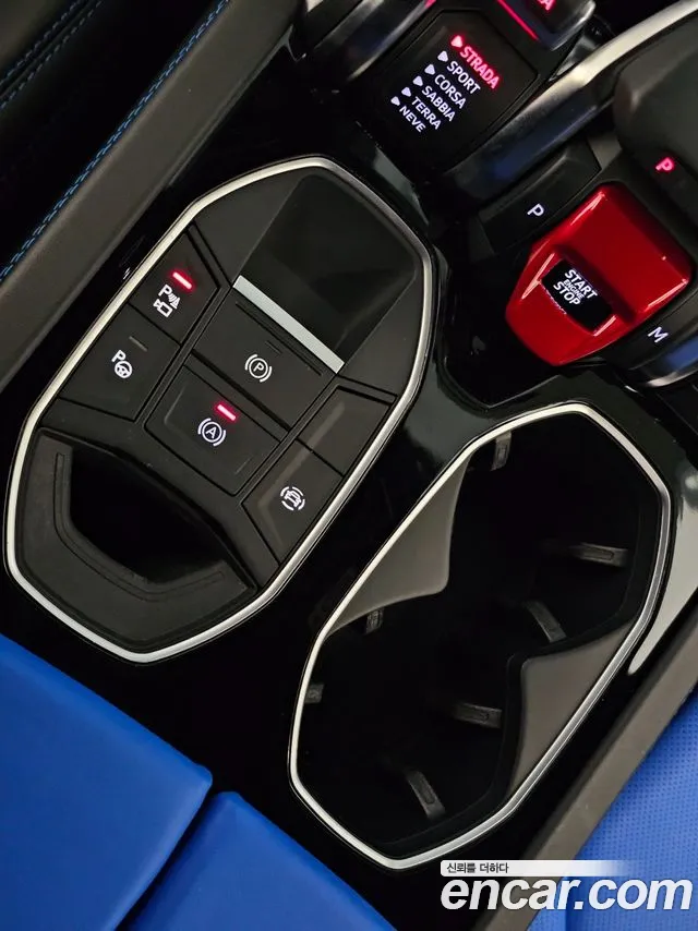 Lamborghini Urus 2021 — фото 15