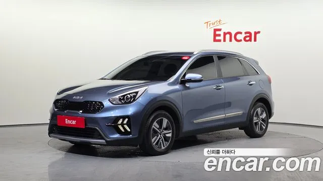 Kia Niro 2022 — фото 1