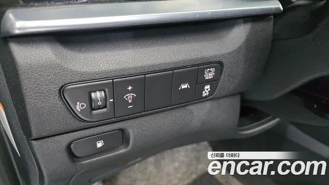 Kia Niro 2022 — фото 17
