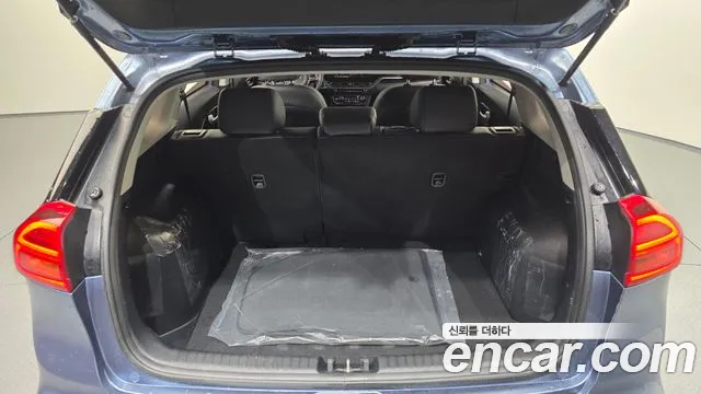 Kia Niro 2022 — фото 20