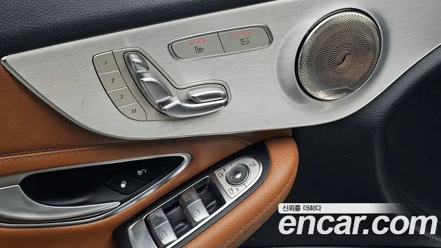 Mercedes-Benz C-Class 2017 — фото 18