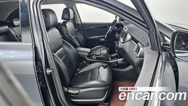 Kia Sorento 2016 — фото 12