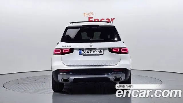 Mercedes-Benz GLB-Class 2020 — фото 4