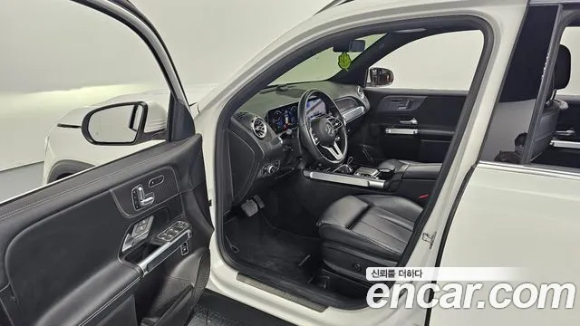 Mercedes-Benz GLB-Class 2020 — фото 11
