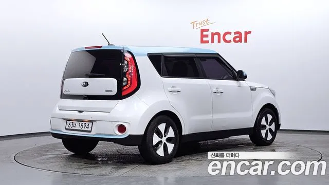 Kia Soul 2015 — фото 2