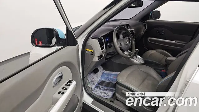 Kia Soul 2015 — фото 10