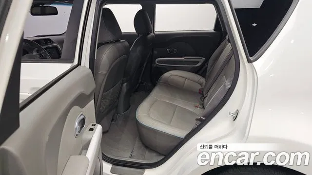 Kia Soul 2015 — фото 11