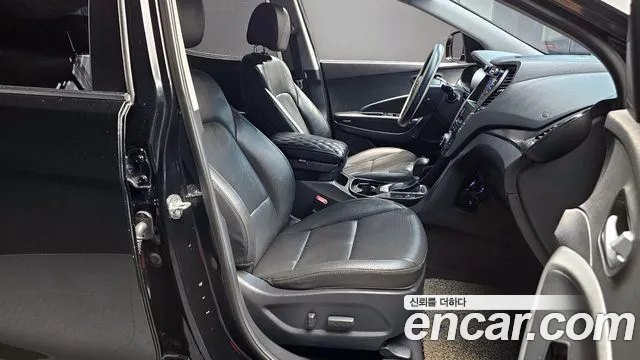 Hyundai Santafe 2016 — фото 10