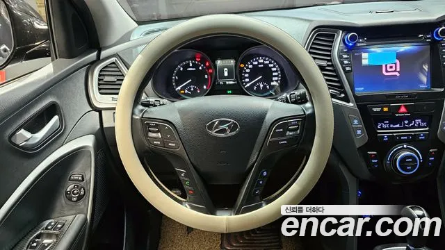 Hyundai Santafe 2016 — фото 13