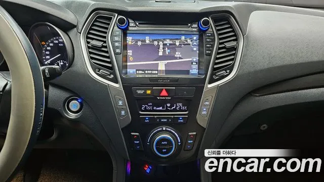 Hyundai Santafe 2016 — фото 15