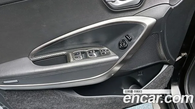 Hyundai Santafe 2016 — фото 16