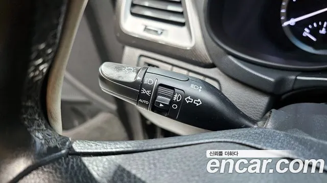 Hyundai Santafe 2016 — фото 18