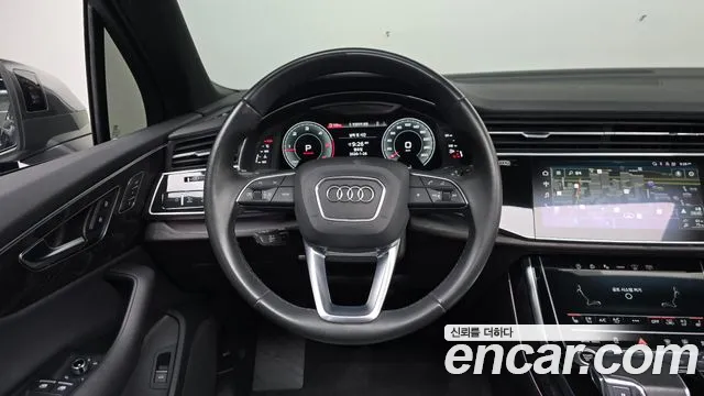 Audi Q7 2022 — фото 13