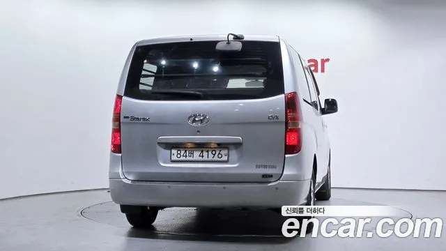Hyundai Starex 2010 — фото 4