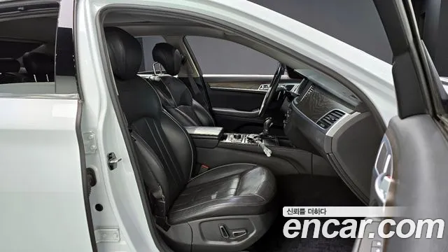 Hyundai Genesis 2016 — фото 10