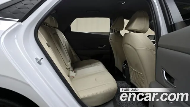 Hyundai AVANTE 2025 — фото 12