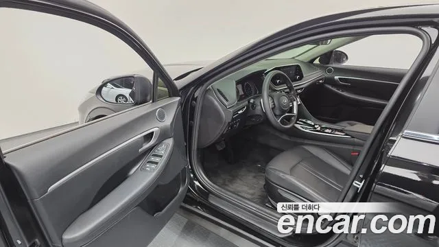 Hyundai Sonata 2021 — фото 11