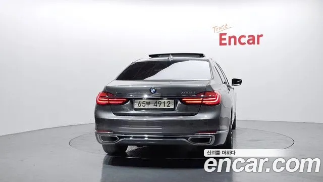 BMW 7-Series 2018 — фото 4
