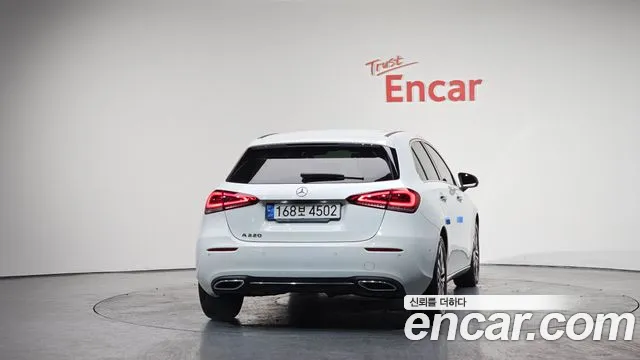Mercedes-Benz A-Class 2021 — фото 3