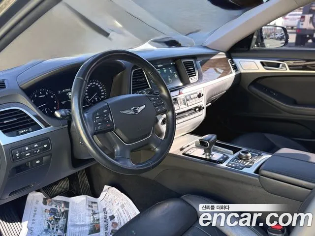 Genesis G80 2017 — фото 10