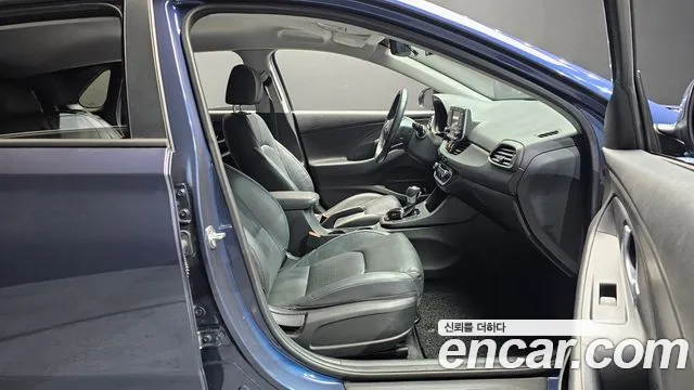 Hyundai i30 2018 — фото 10