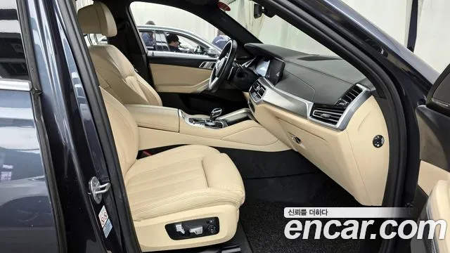 BMW X6 2021 — фото 11