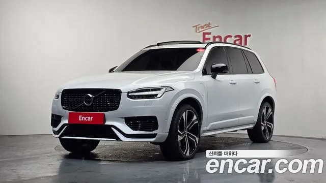 Volvo XC90 2021 — фото 1