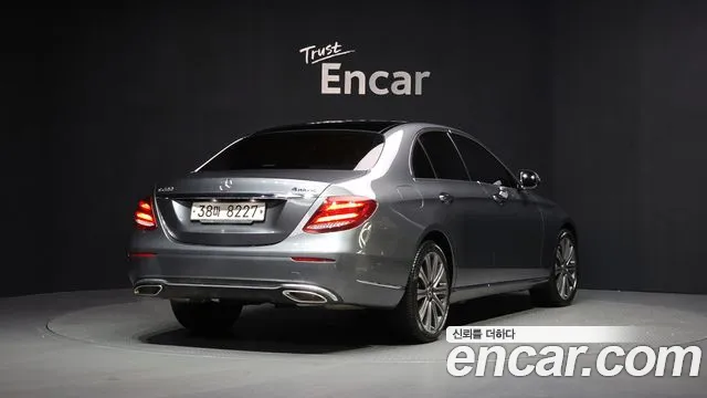 Mercedes-Benz E-Class 2018 — фото 2