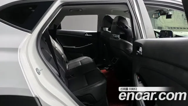 Hyundai Tucson 2019 — фото 12