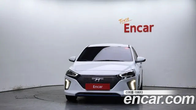 Hyundai Ioniq 2016 — фото 3