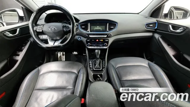 Hyundai Ioniq 2016 — фото 7