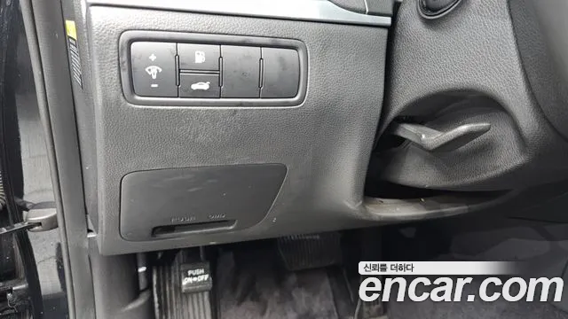 Hyundai Genesis 2014 — фото 17