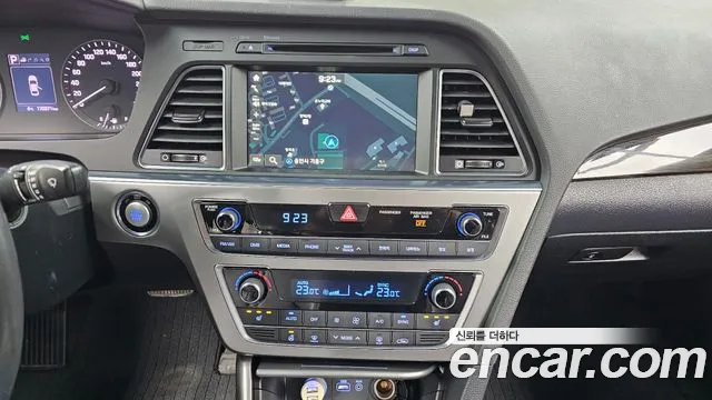 Hyundai Sonata 2017 — фото 17